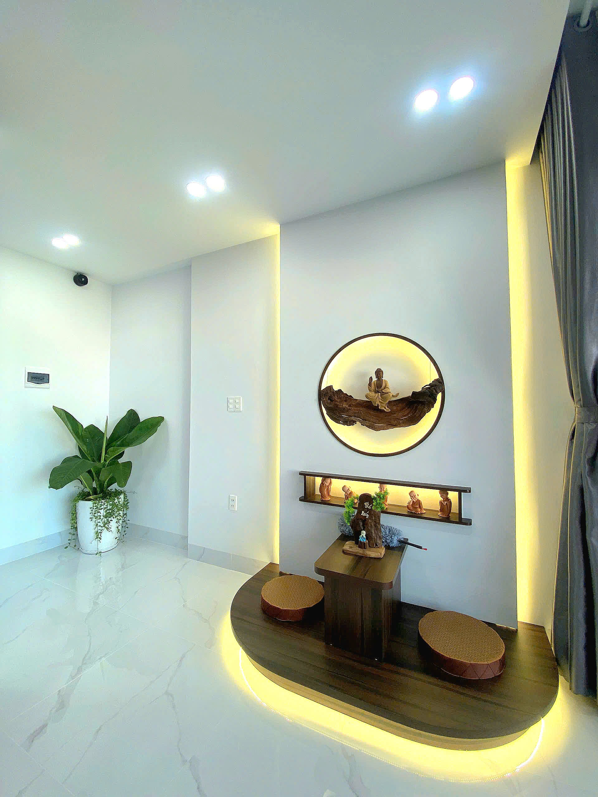 Nhà phố 3 tầng hiện đại