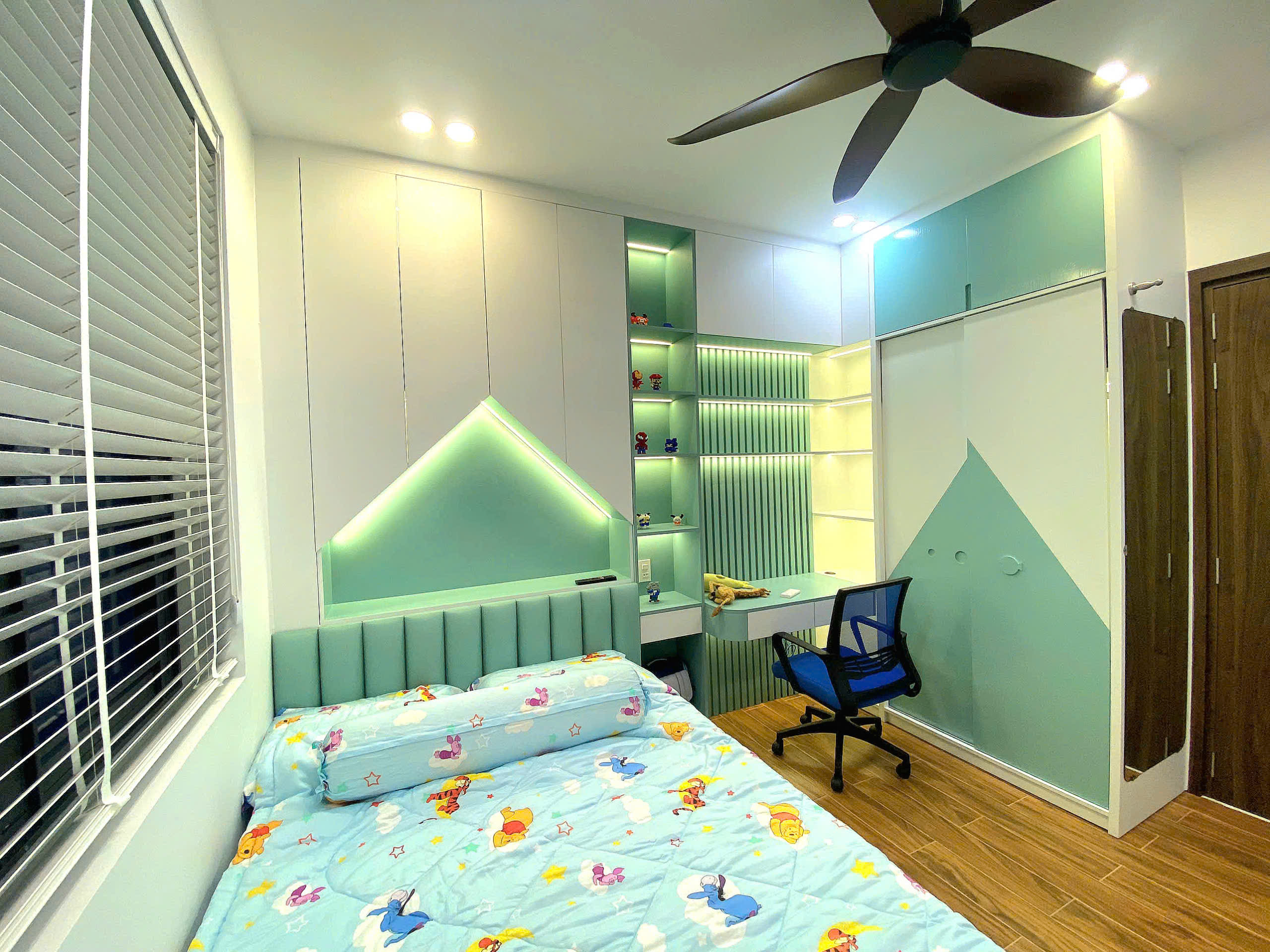 Nhà phố 3 tầng hiện đại